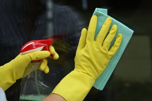 Professional end of tenancy cleaning in a Hackney flat