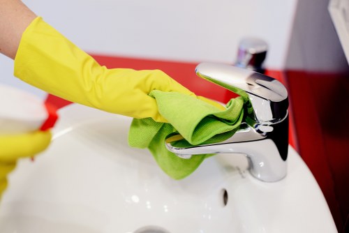 Professional move out cleaning for a Hackney flat