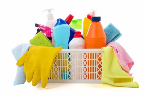 Professional house cleaning in a Hackney flat